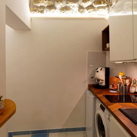 Montesantini House Apartmán *