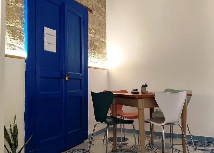 Montesantini House Neapol